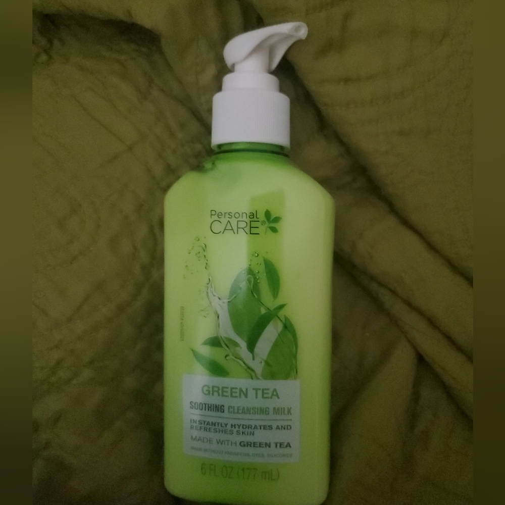 Personal Care Green Tea Cleansing Milk